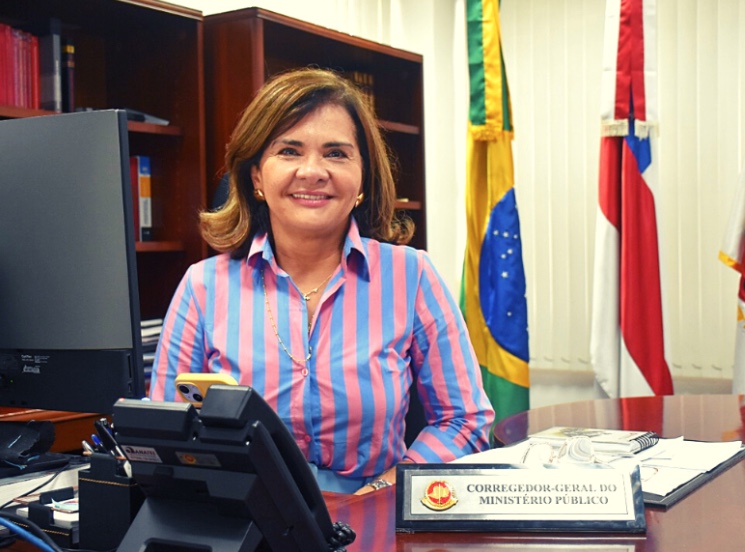 Procuradora Sílvia Abdala Tuma é reeleita corregedora-geral do MPAM