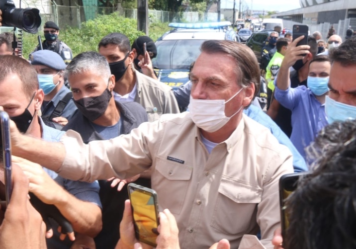 CGU confirma que Bolsonaro tem registro de vacina contra Covid; caso será investigado