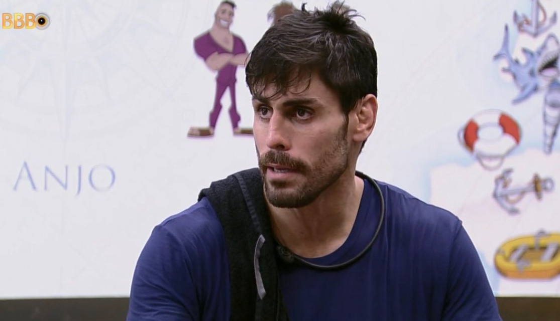 Sapato passa o dia falando de Nicácio e incomoda web: 'insuportável'; Fred alerta colega