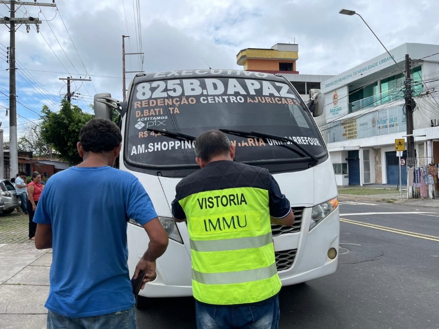 IMMU faz mutirão de recadastro dos transportes Alternativos e Executivos em Manaus