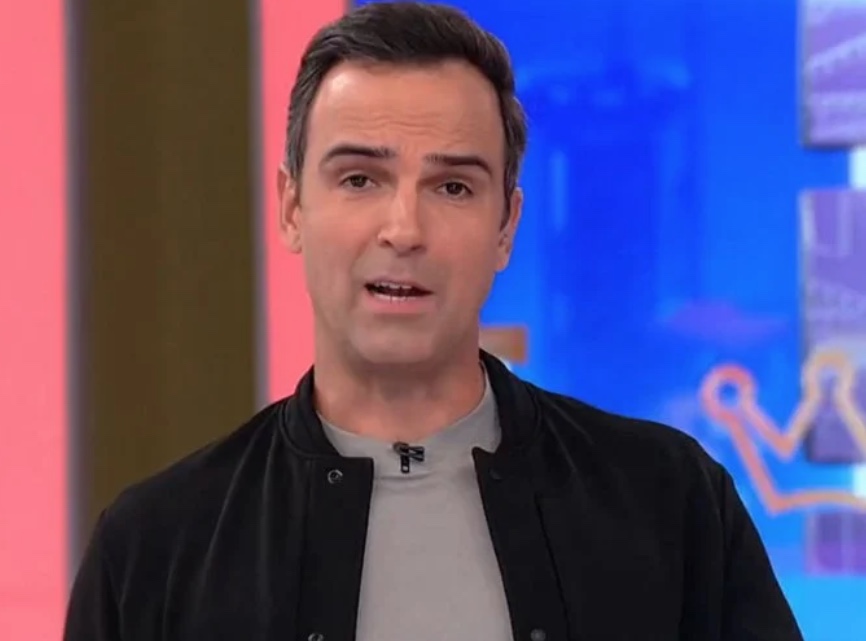 Internautas acusam Tadeu de interferir no resultado de votação do Paredão