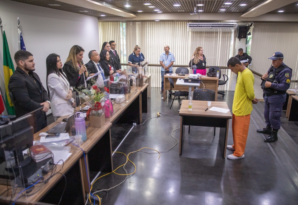 Réu pega 17 anos de prisão por matar a companheira asfixiada durante briga de casal em Manaus