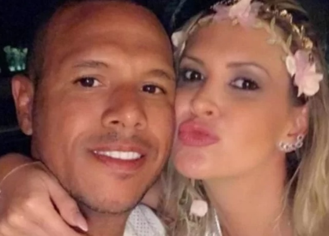 Juliana Paradela faz novo desabafo e manda recado para amante de Luis Fabiano