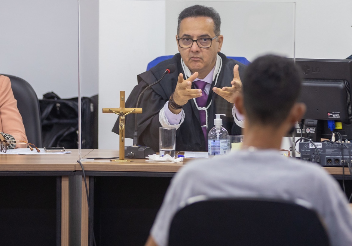 Homem que matou venezuelano com barra de ferro pega 14 anos de prisão em Manaus