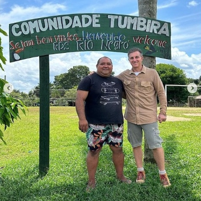 Luciano Huck conhece turismo de base comunitária no Amazonas
