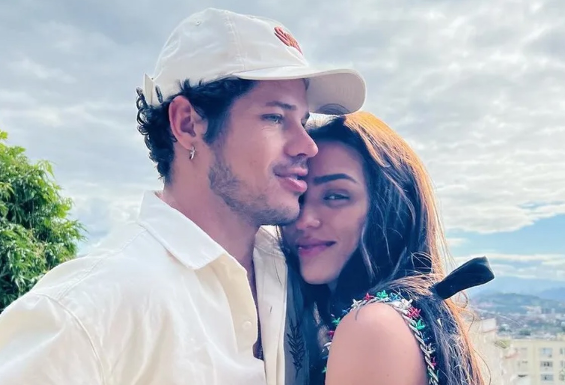 Amiga de Rafa Kalimann rebate crítica por novo affair e insinua traição de José Loreto