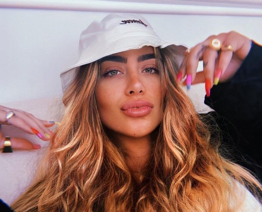 Hacker invade conta de Rafaella, irmã de Neymar, e faz declaração para Bruna Marquezine