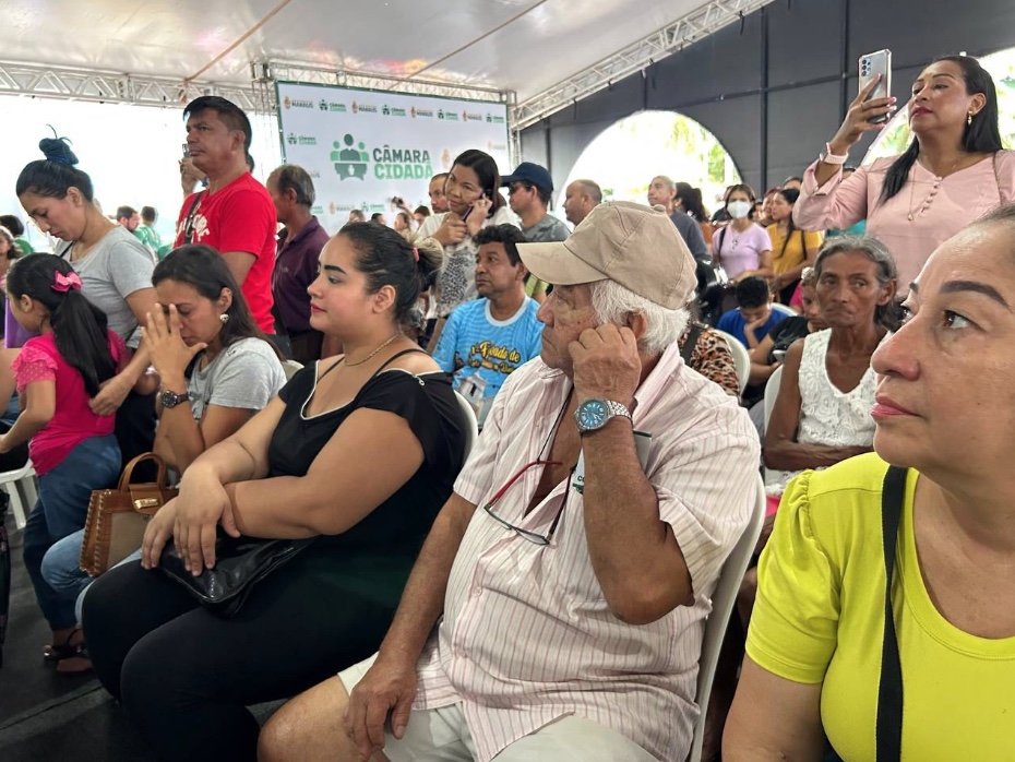 Ação oferece até esta sexta emissão de carteira digital e seguro desemprego em Manaus