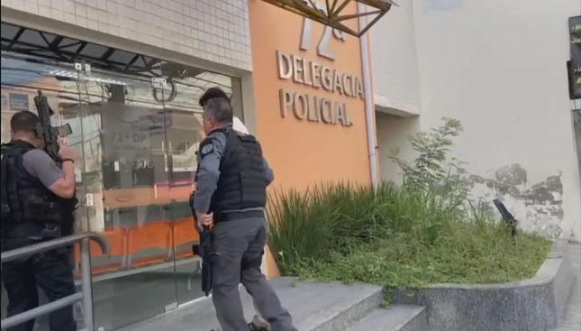 Ex-padre denunciado por abusar de enteados e estuprar ex-mulher grávida é preso