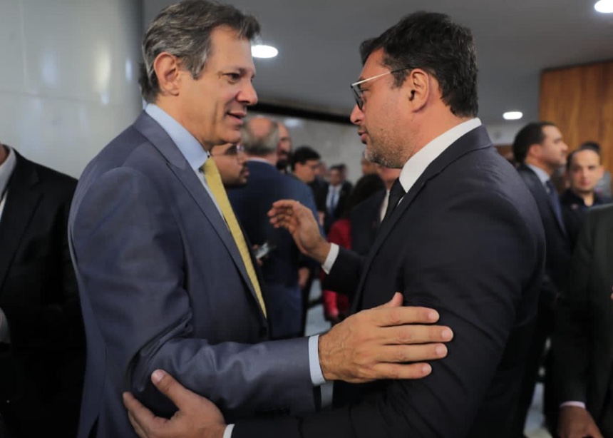 Novos decretos do marco do saneamento vão permitir avanços no Amazonas, diz Wilson Lima