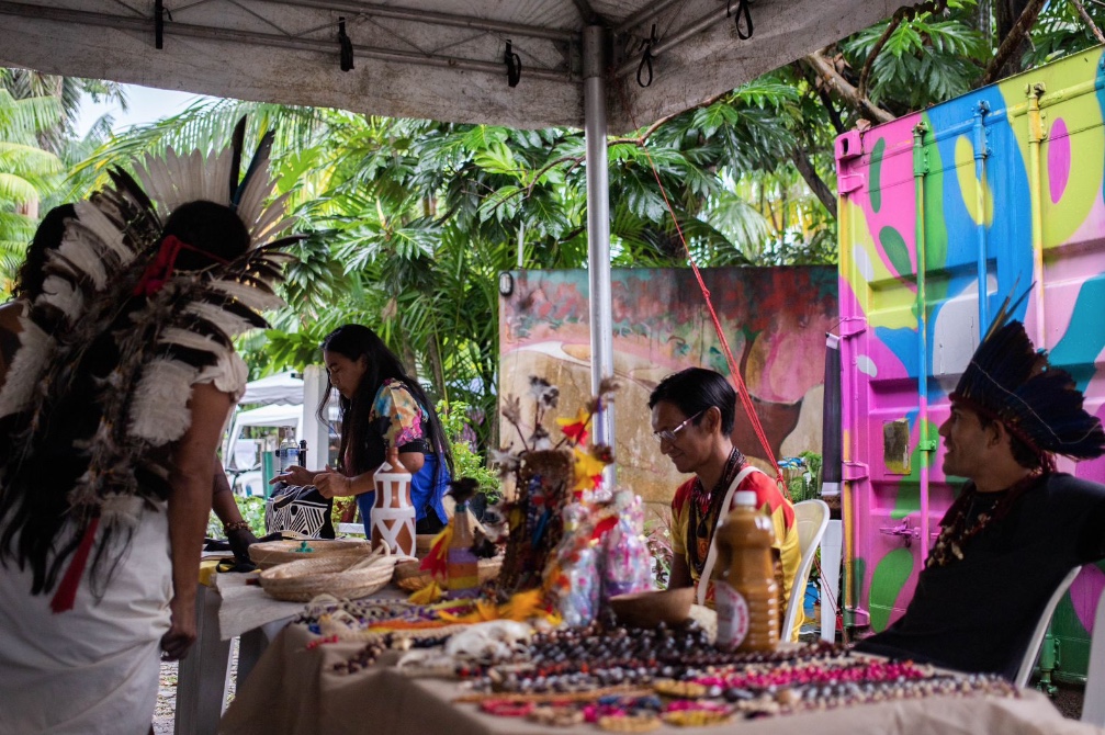 Edição especial da Feira da FAS acontece neste domingo com desfiles e expositores indígenas