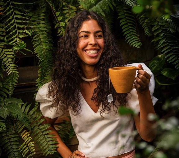 Bela Gil pede fim de incentivos fiscais para produção de refrigerantes em Manaus