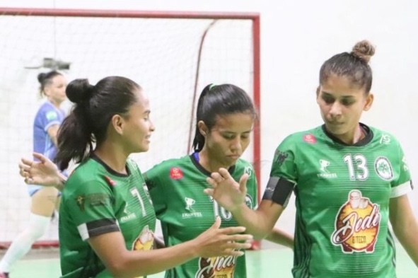 Estrela do Norte e Amazonas FC vencem na 1ª rodada de campeonato de futsal feminino