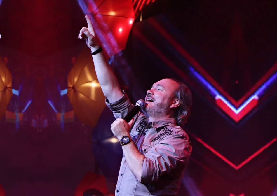 Aniversário de Itacoatiara terá ‘Noite Gospel’ com show de David Quinlan nesta sexta