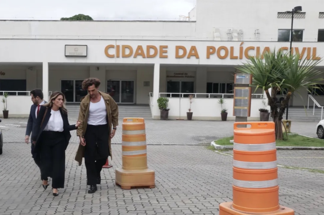 Marido de Aline Wirley, Igor Rickli, presta queixa em delegacia em meio a ameaças