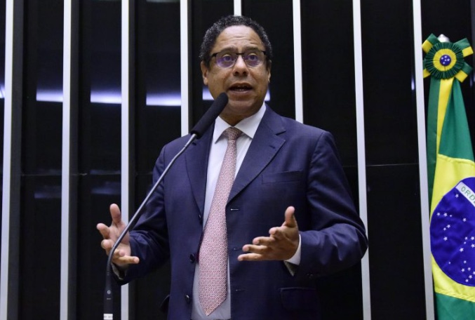 Google e Twitter passam a rejeitar PL das Fake News e deputados criticam