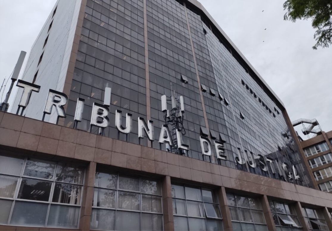 Candidata a vaga de emprego será indenizada em R$ 50 mil após lojista pedir 'nude'