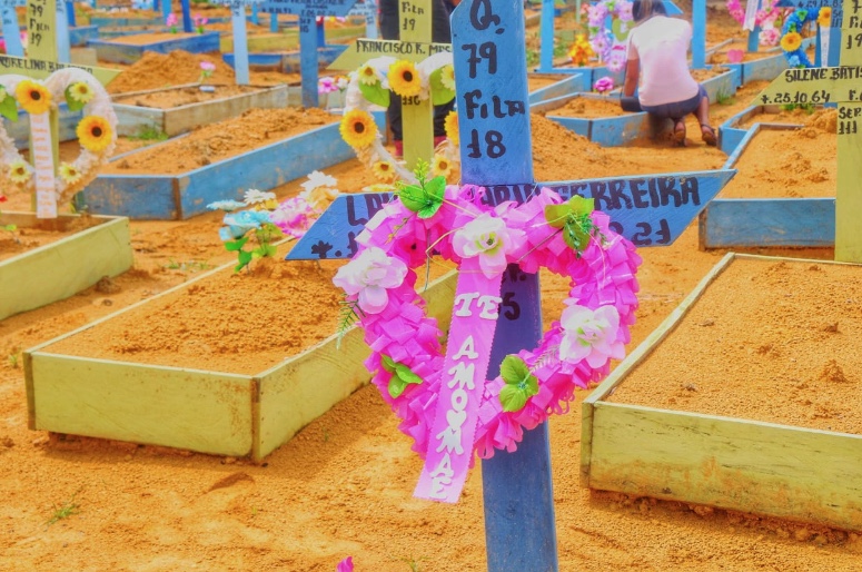 Confira horário de funcionamento dos cemitérios de Manaus no Dia das Mães