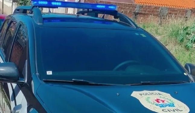 Jovem é preso após esmagar cabeça de desafeto e beber sangue da vítima durante ritual