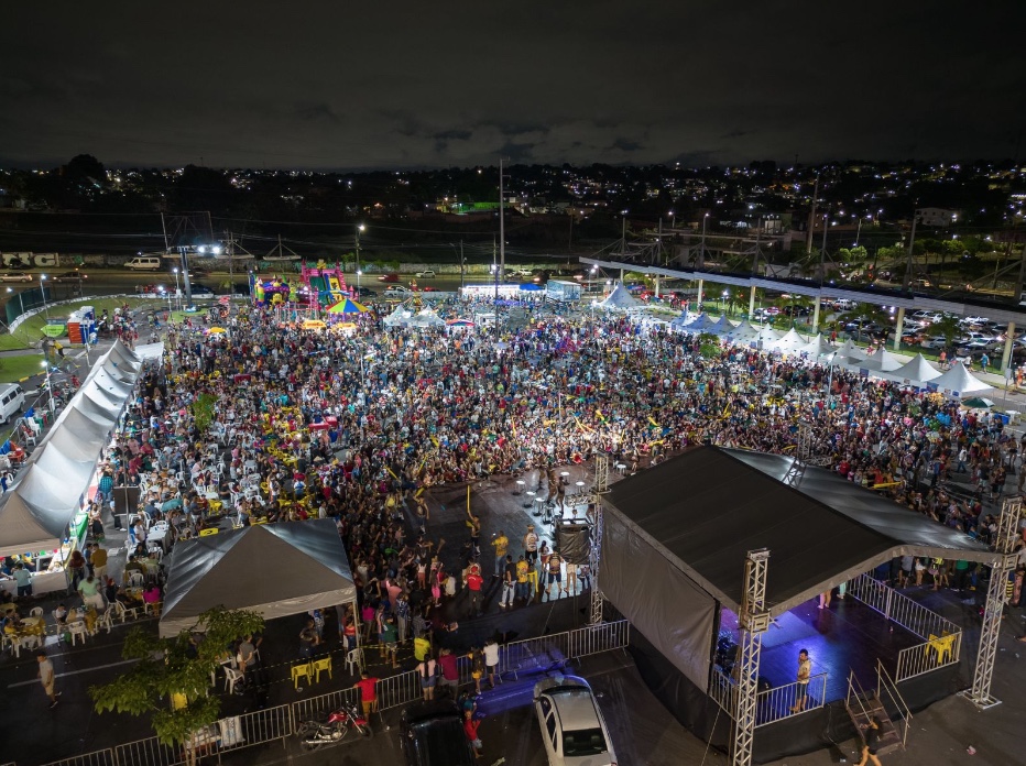 'Arraial da Alegria' agita Zona Norte de Manaus com shows, quadrilhas e comidas típicas