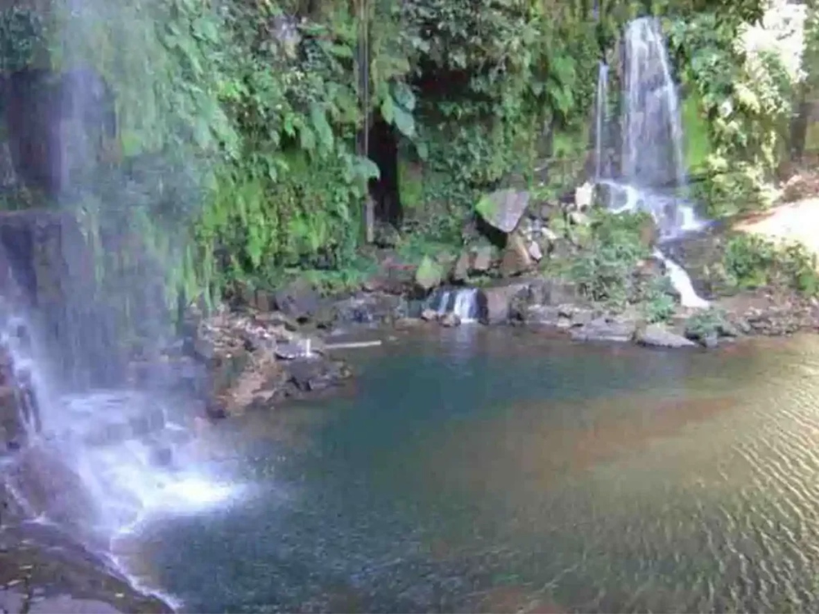 Adolescente de 15 anos morre após escorregar e cair de cachoeira