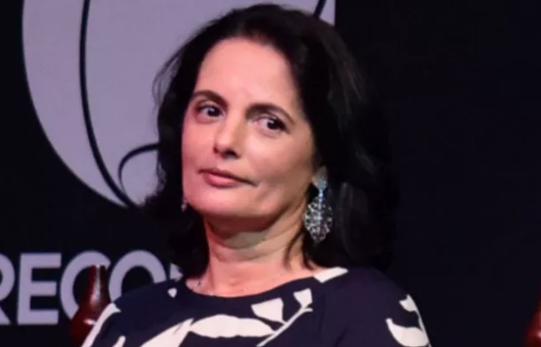 Record é acusada de demitir autores de novelas por se recusarem a virar evangélicos