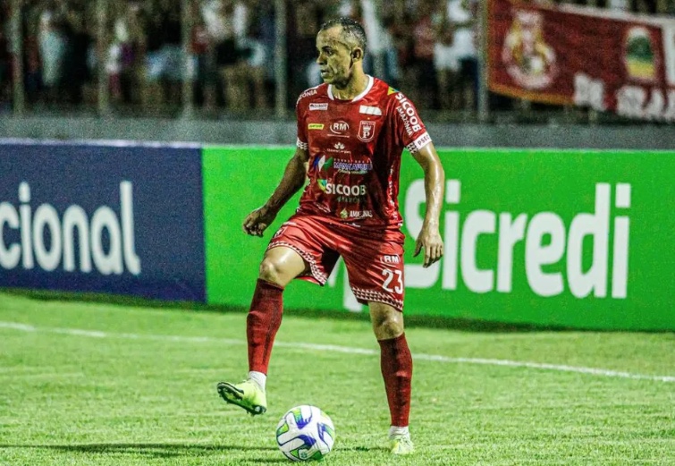 Com seca de gols no Princesa, Aleílson espera fase ruim passar