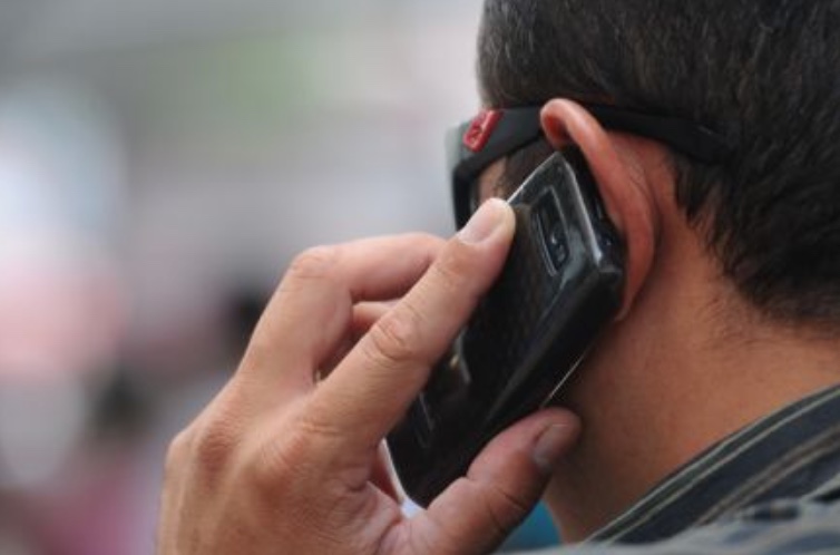Empresa de telefonia deve manter plano contratado por cliente e restituir valores a cliente