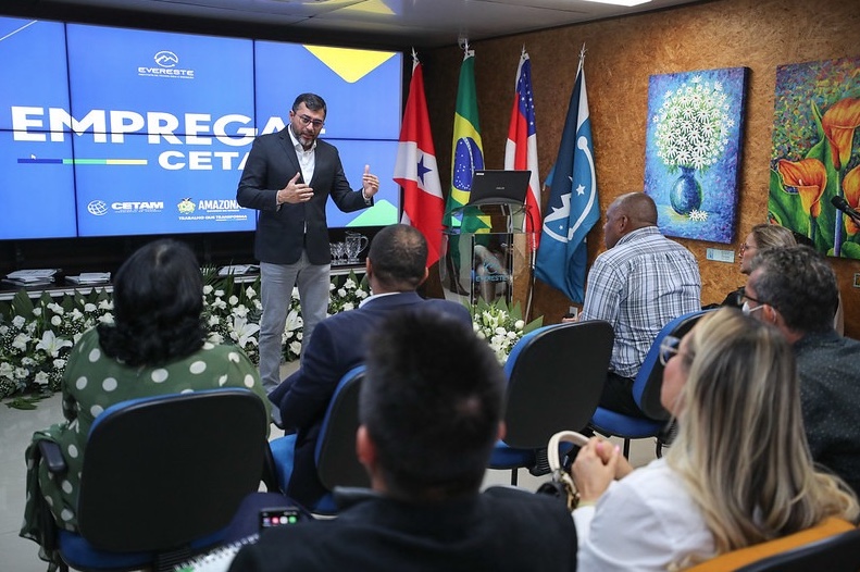 Wilson lança Emprega+ Cetam para facilitar entrada de alunos no mercado de trabalho