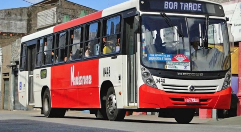 Empresa de ônibus é condenada a indenizar passageira que teve fratura após acidente