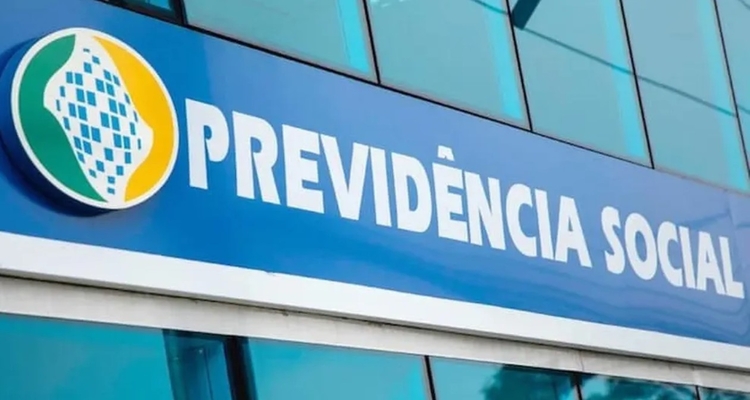 Julgamento de recurso sobre 'revisão da vida toda' do INSS é suspenso