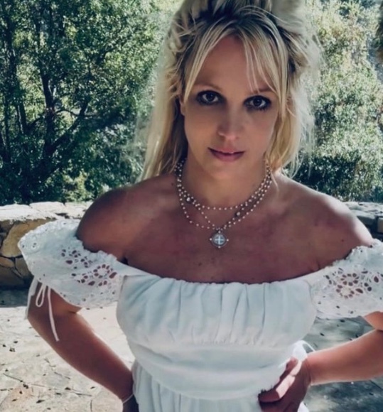 Britney Spears é agredida por segurança de astro da NBA, diz TMZ
