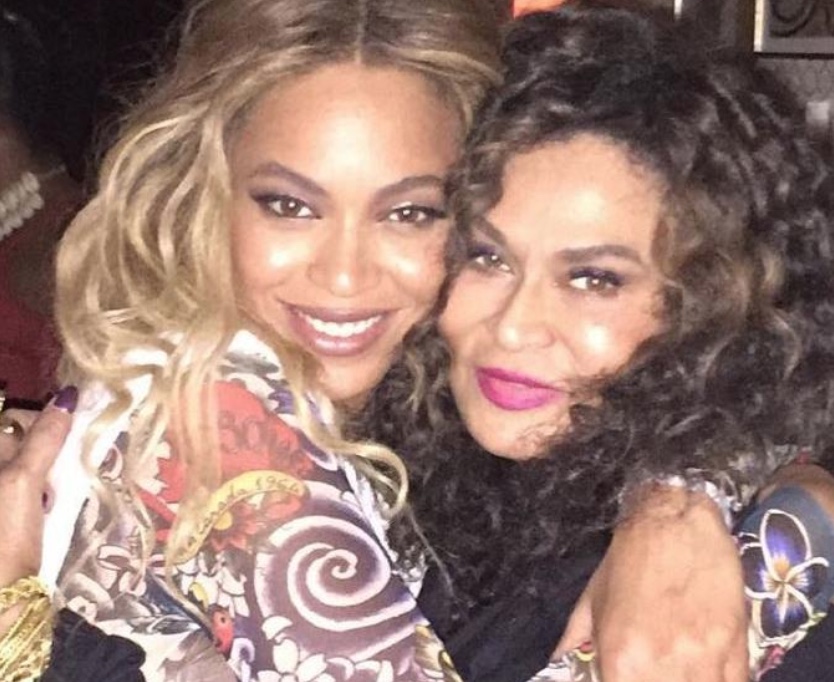 Bandidos invadem mansão de mãe de Beyoncé e roubam cerca de R$ 5 milhões 