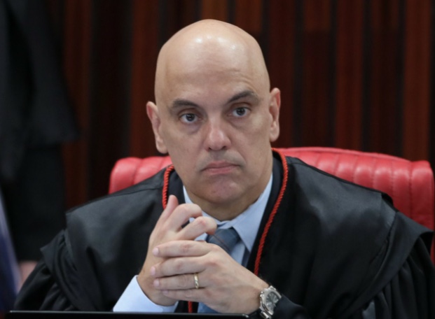 Moraes diz à PF que foi xingado de 'bandido' e 'comunista' e que filho levou tapa