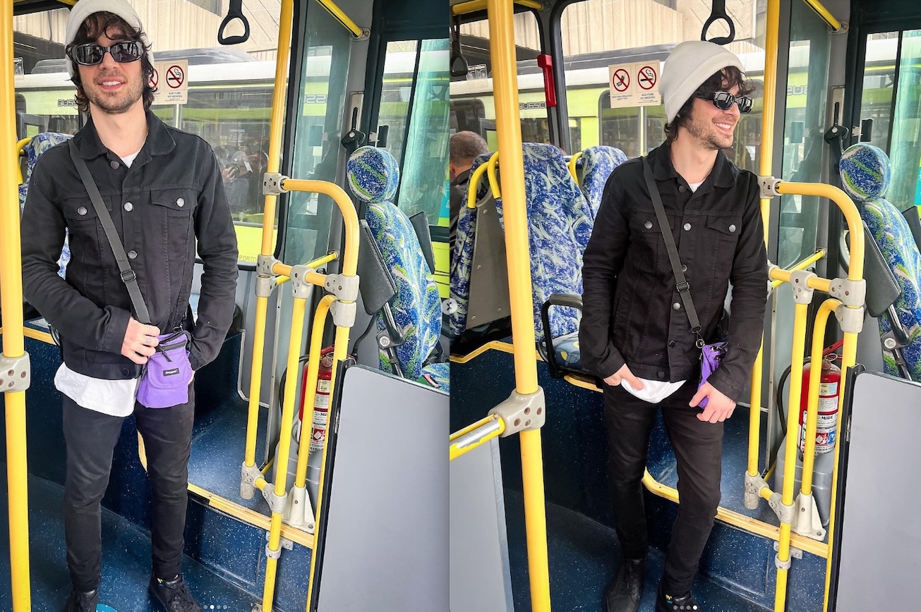 Aos 32, Fiuk anda de ônibus pela primeira vez