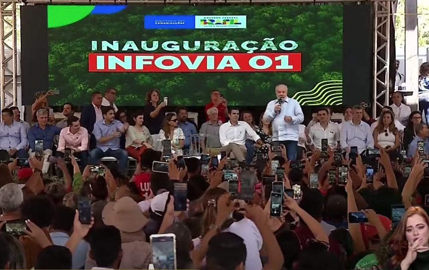 Lula inaugura Infovia que vai levar internet para 3 milhões de pessoas entre Santarém e Manaus