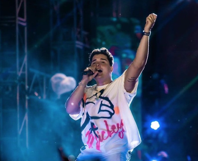 Eric Land vai receber R$ 180 mil de prefeitura para realizar show no Amazonas