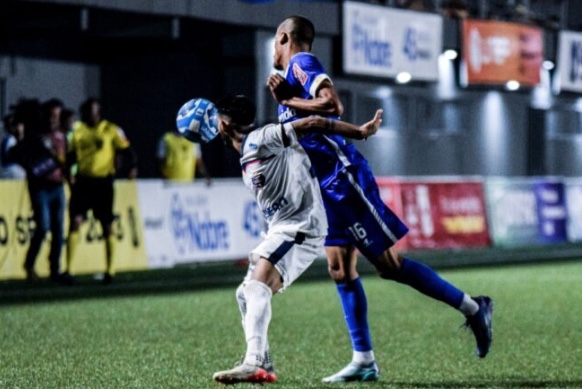 Nacional perde para o Bahia de Feira e sai em desvantagem nas oitavas da Série D