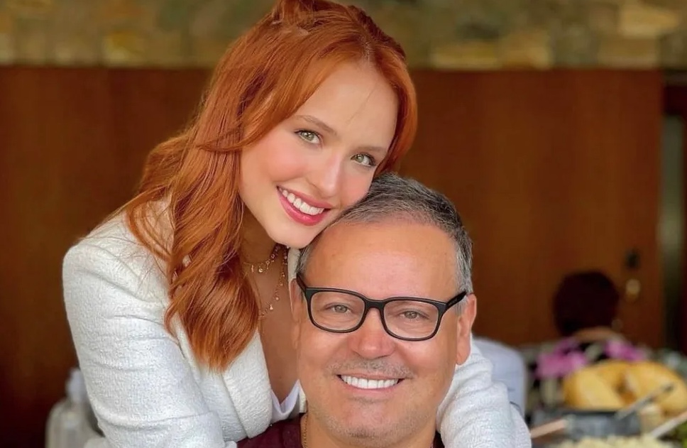 Pai de Larissa Manoela teria sido responsável por maus contratos e perda de dinheiro, diz fonte