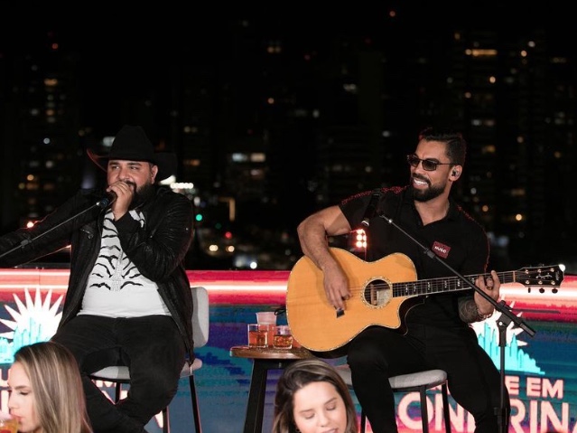 Prefeitura contrata dupla sertaneja Léo & Raphael por R$ 250 mil para show no Amazonas