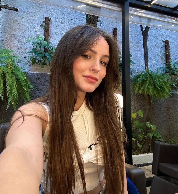 Veja fotos da 'mini mansão' de Larissa Manoela comprada com empréstimo