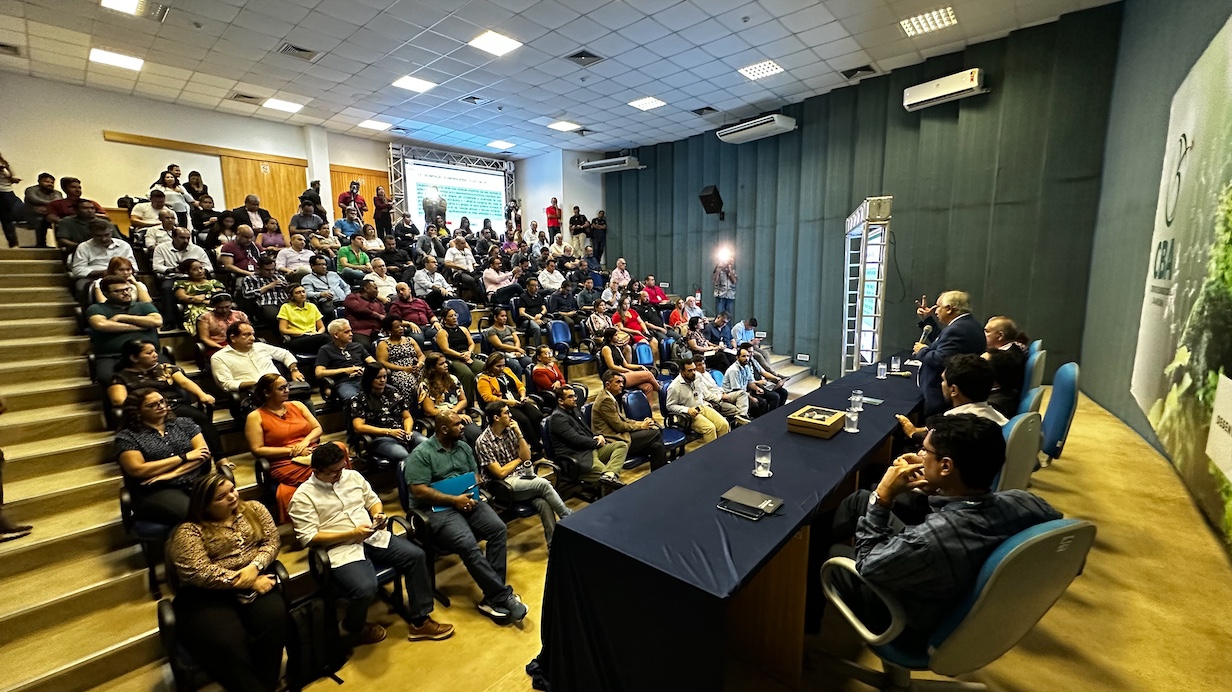 Mais de 100 investidores e pesquisadores participam de encontro com nova gestão do CBA