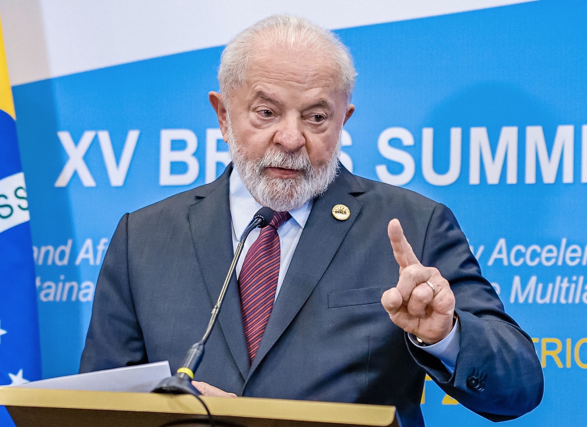 PF descobre membro da segurança de Lula em grupo golpista