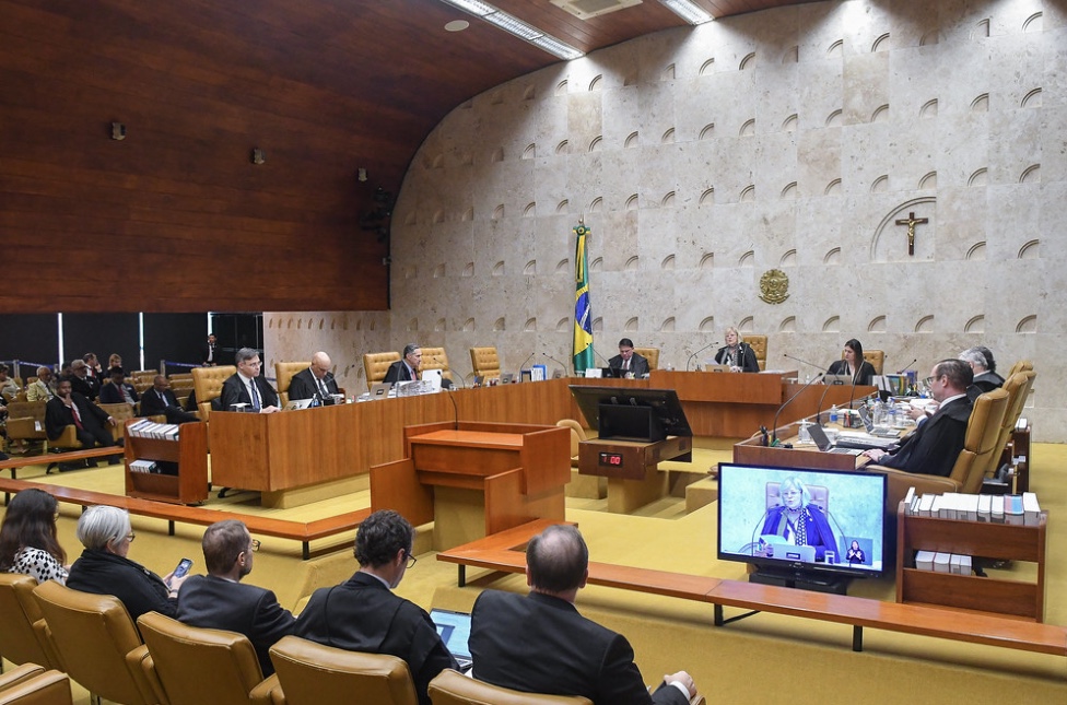 STF forma maioria e guardas municipais podem fazer revistas e abordagens