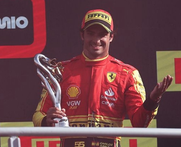 Carlos Sainz é assaltado após pódio em Monza, mas reage e pega ladrões