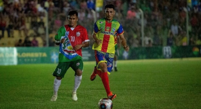 Copa da Floresta: abertura do grupo 5 em Maués tem golaço, grandes defesas e pênalti