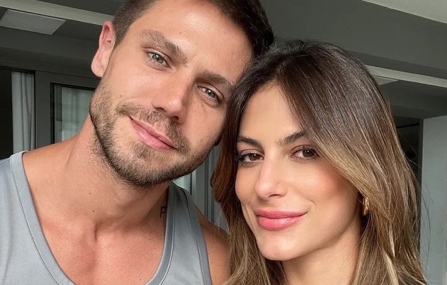 Mari Gonzalez se pronuncia após boatos de separação de Jonas Sulzbach  