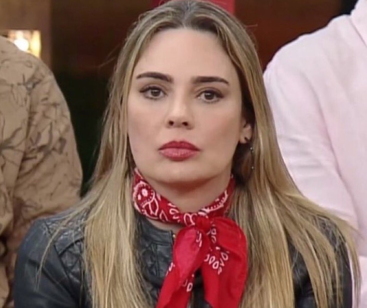 Perdeu cachê? Saiba o que acontece com Rachel Sheherazade após ser expulsa de A Fazenda