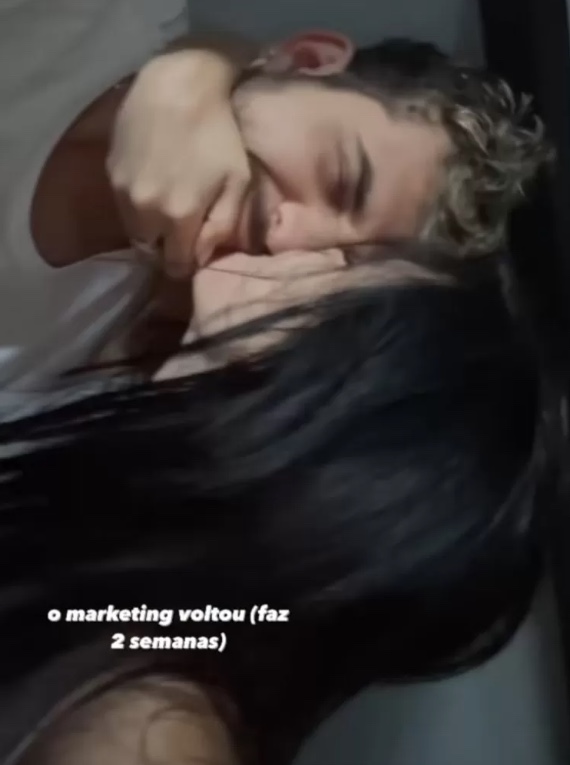 Ana Castela e Gustavo Mioto reatam namoro