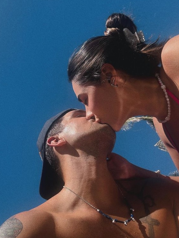 Luan Santana faz textão e se declara em 1º post após volta com Jade Magalhães